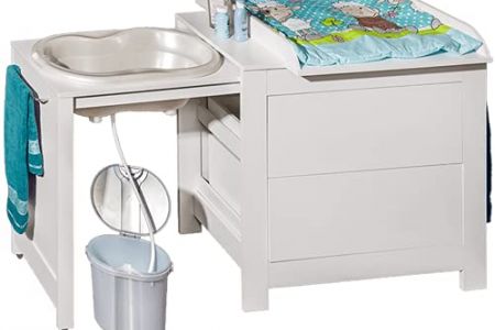 cómoda bañera cambiador