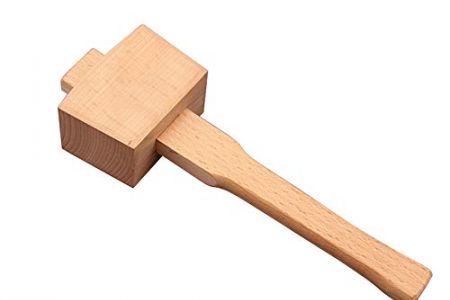cómoda de madera de haya