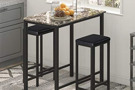 Mesa alta con taburetes