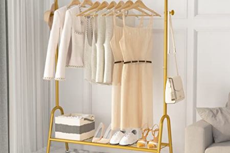 Perchero burro con estanterías