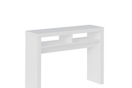 Recibidor estrecho blanco